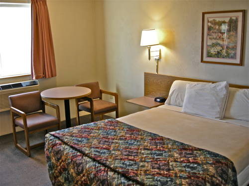 Imagen de la habitación del Hotel Super 8 By Wyndham Redmond. Foto 16