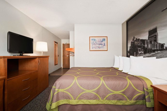 Imagen de la habitación del Hotel Super 8 By Wyndham Regina. Foto 2