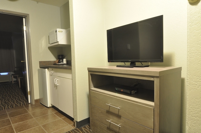 Imagen de la habitación del Hotel Super 8 By Wyndham Revelstoke Bc. Foto 5