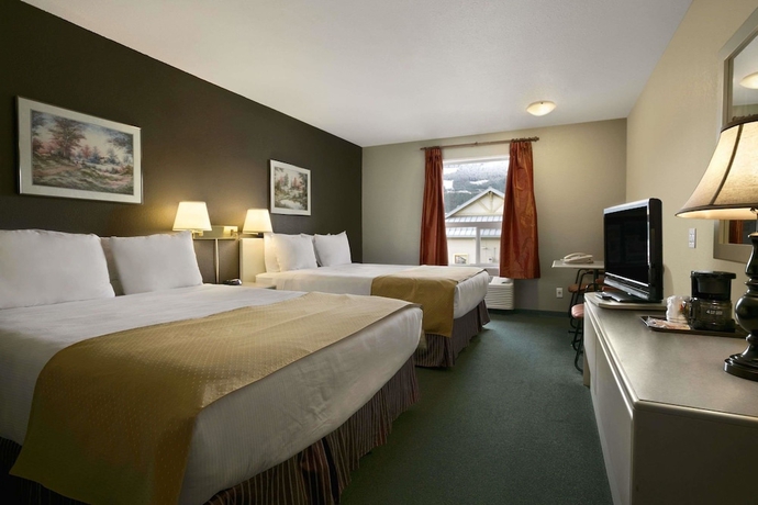 Imagen de la habitación del Hotel Super 8 By Wyndham Revelstoke Bc. Foto 10