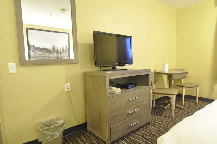 Imagen de la habitación del Hotel Super 8 By Wyndham Revelstoke Bc. Foto 12