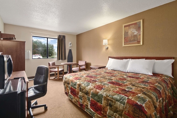 Imagen de la habitación del Hotel Super 8 By Wyndham Richmond Airport Va. Foto 5