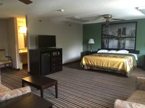 Imagen de la habitación del Hotel Super 8 By Wyndham Richmond Midlothian Turnpike. Foto 8