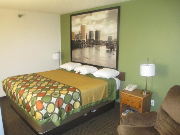 Imagen de la habitación del Hotel Super 8 By Wyndham Richmond/chamberlayne Rd. Foto 14