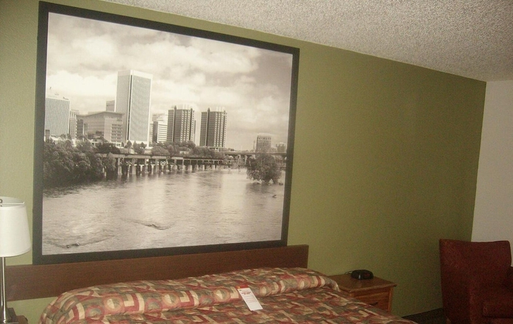Imagen de la habitación del Hotel Super 8 By Wyndham Richmond/chamberlayne Rd. Foto 17