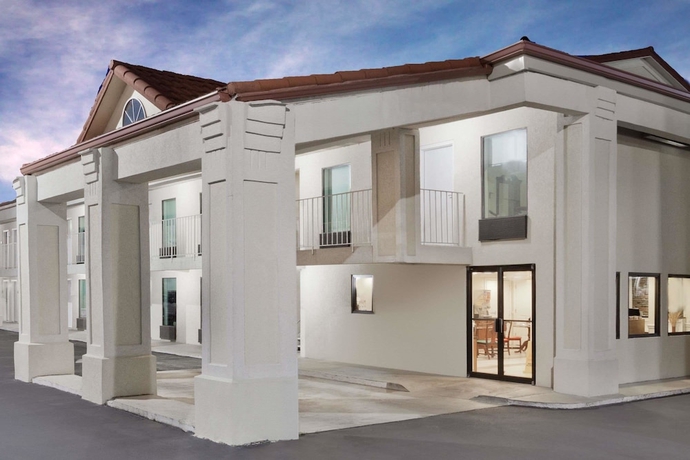 Imagen general del Hotel Super 8 By Wyndham Ringgold. Foto 1
