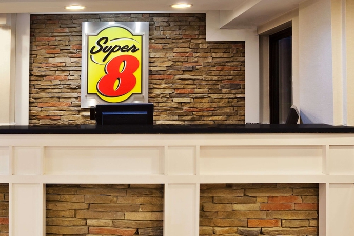 Imagen de los interiores del Hotel Super 8 By Wyndham Ringgold. Foto 17
