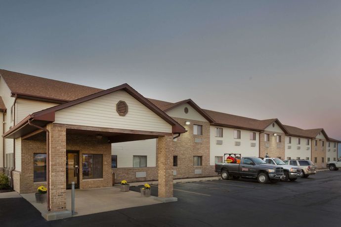 Imagen general del Hotel Super 8 By Wyndham Rochelle. Foto 1
