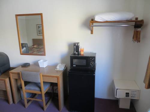 Imagen de la habitación del Hotel Super 8 By Wyndham Saanichton Victoria Airport. Foto 7