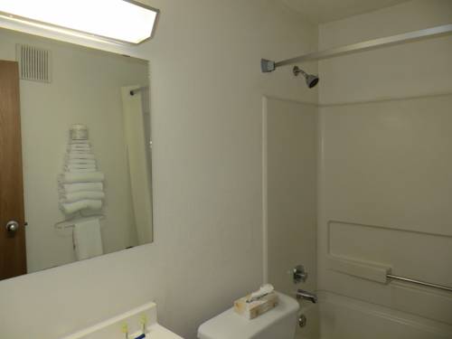 Imagen general del Hotel Super 8 By Wyndham Saanichton Victoria Airport. Foto 1