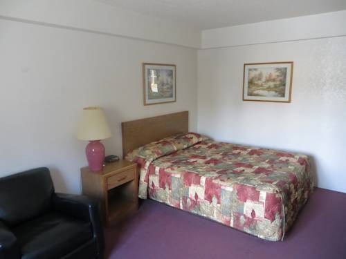 Imagen de la habitación del Hotel Super 8 By Wyndham Saanichton Victoria Airport. Foto 12