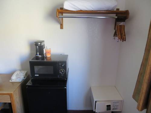 Imagen de la habitación del Hotel Super 8 By Wyndham Saanichton Victoria Airport. Foto 15
