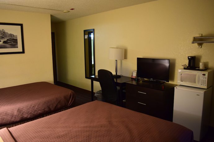 Imagen de la habitación del Hotel Super 8 By Wyndham Saginaw. Foto 13