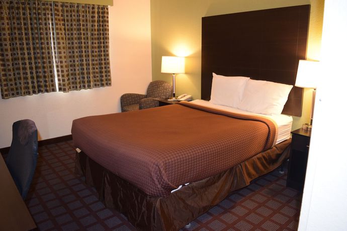 Imagen de la habitación del Hotel Super 8 By Wyndham Saginaw. Foto 15