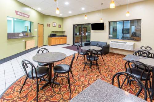 Imagen de la habitación del Hotel Super 8 By Wyndham Salem, Salem. Foto 2