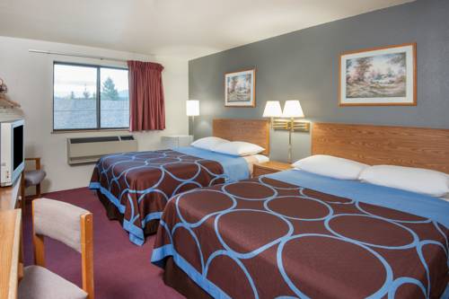 Imagen de la habitación del Hotel Super 8 By Wyndham Salmon Arm. Foto 10