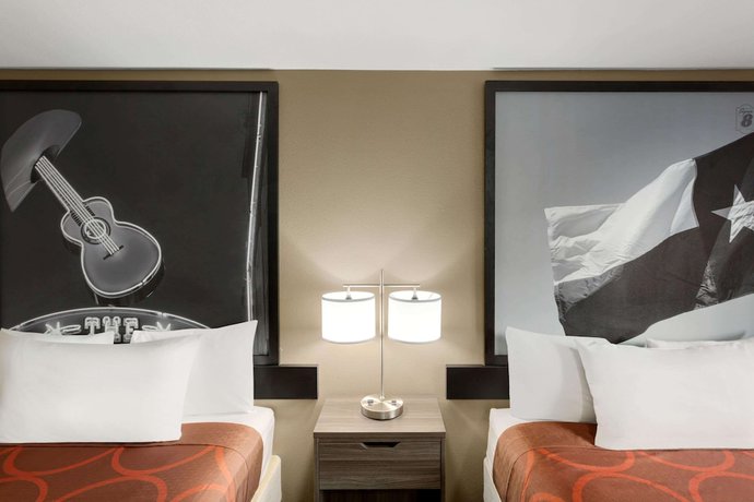 Imagen de la habitación del Hotel Super 8 By Wyndham San Antonio Airport North. Foto 8