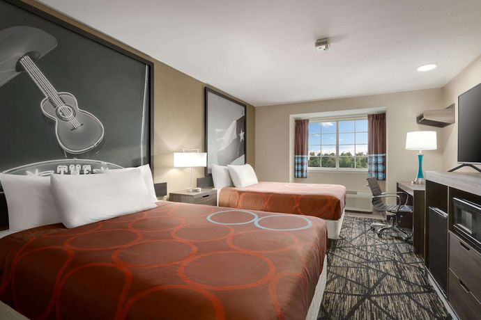 Imagen de la habitación del Hotel Super 8 By Wyndham San Antonio Airport North. Foto 13