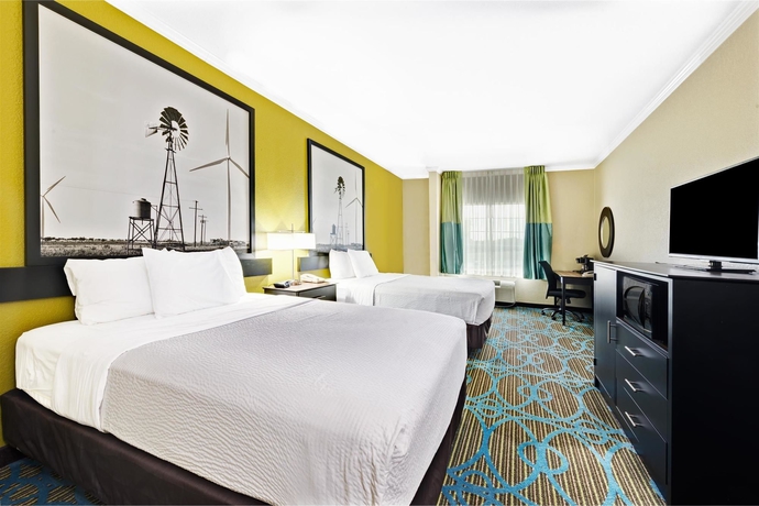 Imagen de la habitación del Hotel Super 8 By Wyndham San Antonio/alamodome Area. Foto 9