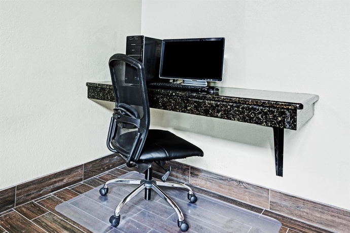 Imagen de los interiores del Hotel Super 8 By Wyndham San Antonio/alamodome Area. Foto 15
