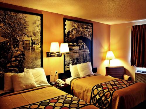 Imagen de la habitación del Hotel Super 8 By Wyndham San Antonio/i-35 North. Foto 14