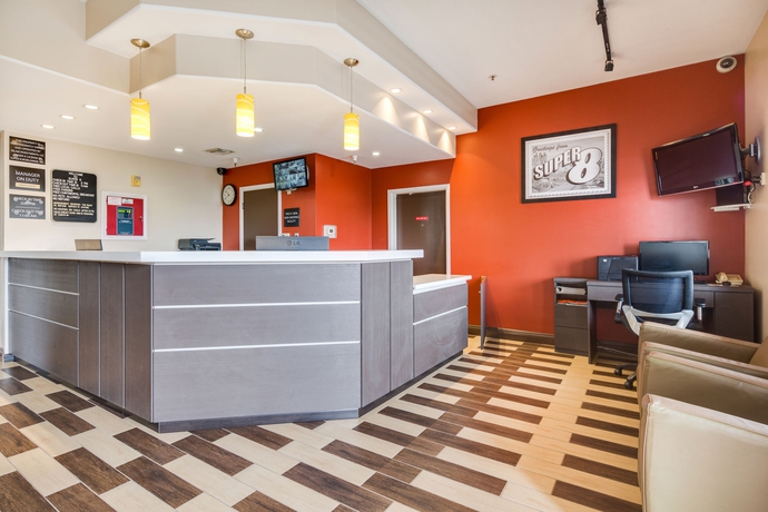 Imagen de los interiores del Hotel Super 8 By Wyndham San Bruno/ San Francisco (sfo) Airport. Foto 14