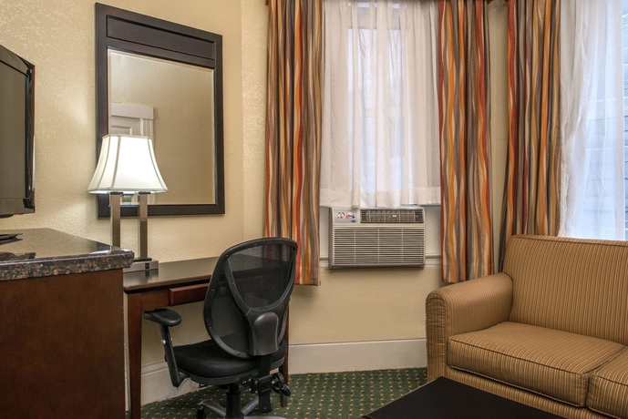 Imagen de la habitación del Hotel Super 8 By Wyndham San Francisco/union Square Area. Foto 5