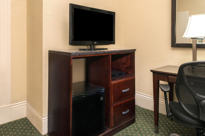 Imagen de la habitación del Hotel Super 8 By Wyndham San Francisco/union Square Area. Foto 7