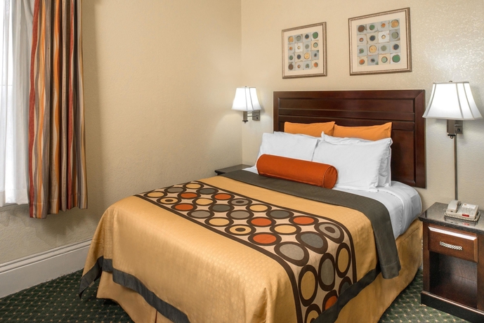 Imagen de la habitación del Hotel Super 8 By Wyndham San Francisco/union Square Area. Foto 9
