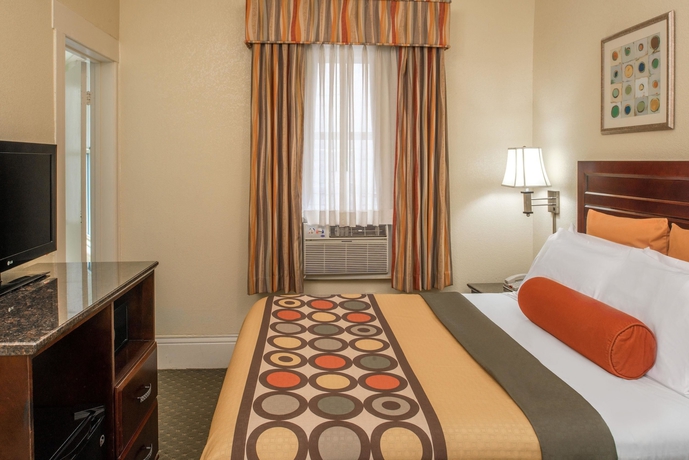 Imagen de la habitación del Hotel Super 8 By Wyndham San Francisco/union Square Area. Foto 10