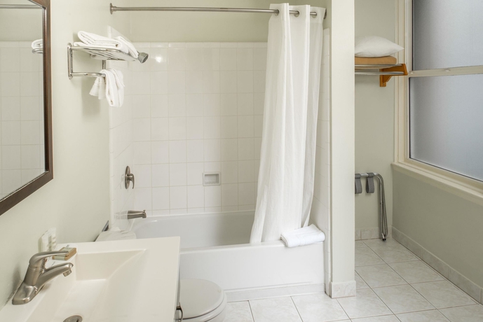 Imagen de la habitación del Hotel Super 8 By Wyndham San Francisco/union Square Area. Foto 13