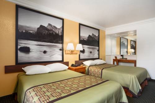 Imagen de la habitación del Hotel Super 8 By Wyndham Santa Clarita/valencia. Foto 15