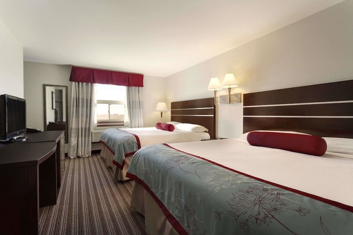 Imagen de la habitación del Hotel Super 8 By Wyndham Saskatoon Near Downtown. Foto 3