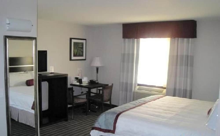Imagen de la habitación del Hotel Super 8 By Wyndham Saskatoon Near Downtown. Foto 8