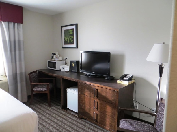 Imagen de la habitación del Hotel Super 8 By Wyndham Saskatoon Near Downtown. Foto 16