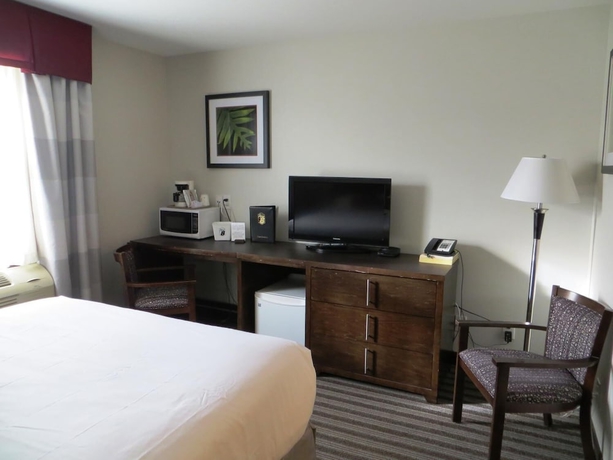 Imagen de la habitación del Hotel Super 8 By Wyndham Saskatoon Near Downtown. Foto 18