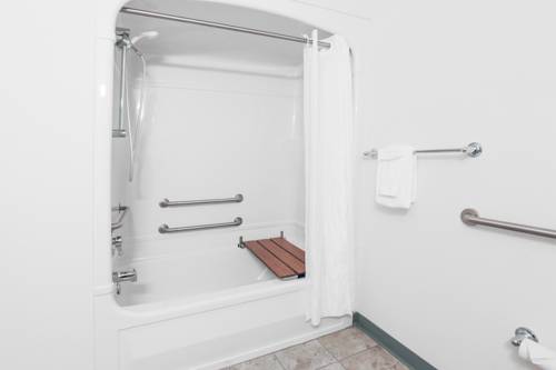 Imagen de la habitación del Hotel Super 8 By Wyndham Sault Ste. Marie. Foto 15