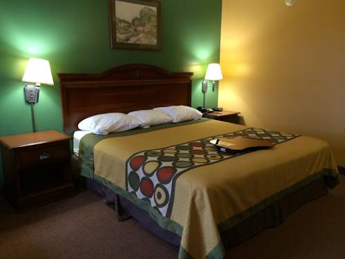 Imagen de la habitación del Hotel Super 8 By Wyndham Searcy Ar. Foto 9