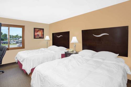 Imagen de la habitación del Hotel Super 8 By Wyndham Sheboygan Wi. Foto 6