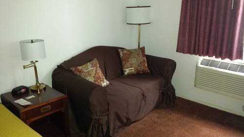 Imagen de la habitación del Hotel Super 8 By Wyndham Shelton. Foto 3