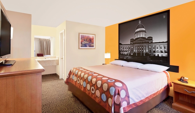 Imagen de la habitación del Hotel Super 8 By Wyndham Siloam Springs. Foto 6