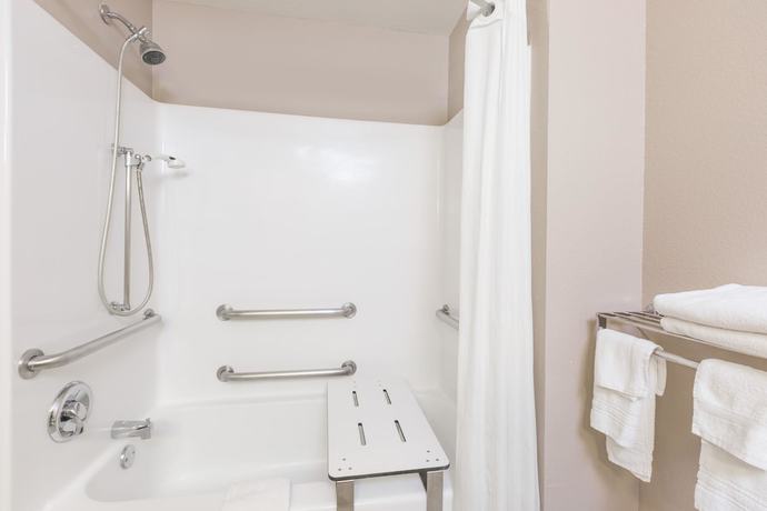 Imagen de la habitación del Hotel Super 8 By Wyndham Sioux City South. Foto 8