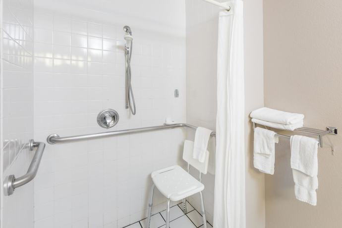 Imagen de la habitación del Hotel Super 8 By Wyndham Sioux City South. Foto 9