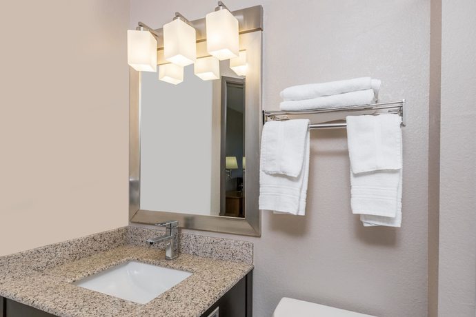 Imagen de la habitación del Hotel Super 8 By Wyndham Sioux City South. Foto 10
