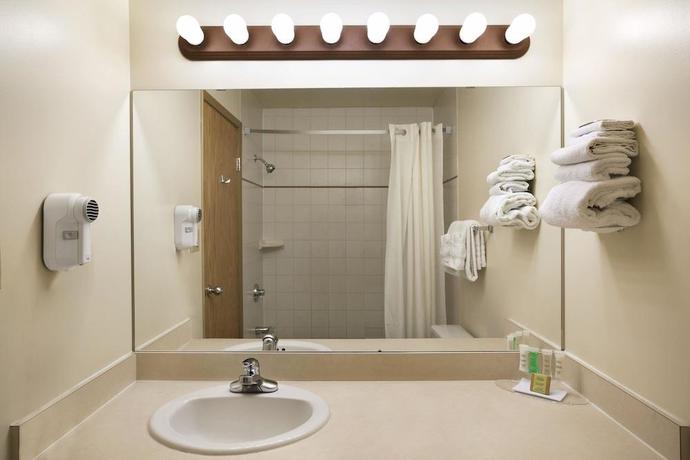 Imagen general del Hotel Super 8 By Wyndham Slave Lake Ab. Foto 1