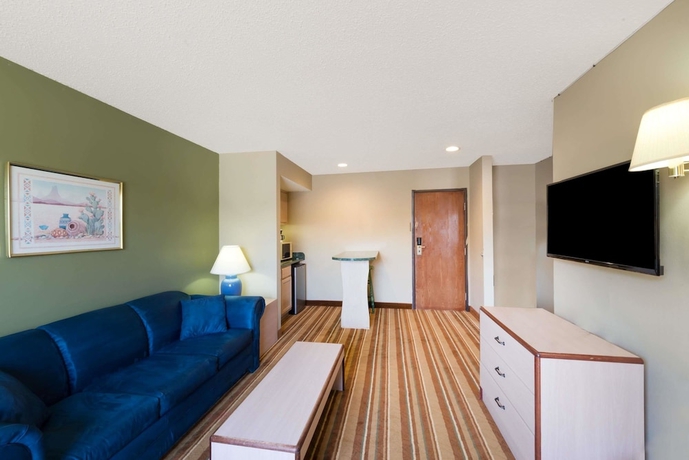 Imagen de la habitación del Hotel Super 8 By Wyndham Socorro. Foto 10