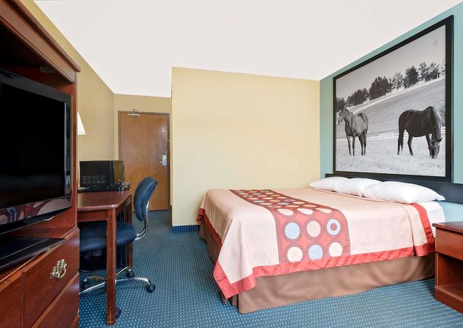 Imagen de la habitación del Hotel Super 8 By Wyndham Somerset. Foto 3