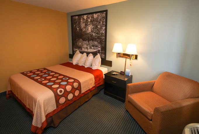 Imagen de la habitación del Hotel Super 8 By Wyndham Somerset. Foto 6