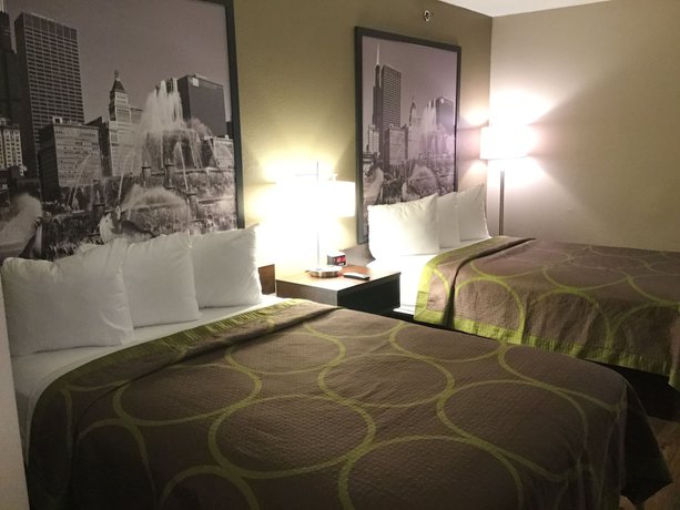 Imagen de la habitación del Hotel Super 8 By Wyndham South Holland. Foto 3