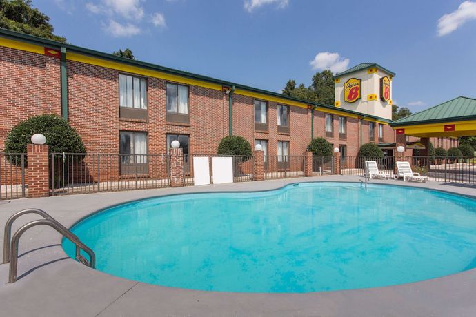 Imagen de la piscina del Hotel Super 8 By Wyndham Spartanburg/i-26 Exit 22. Foto 15